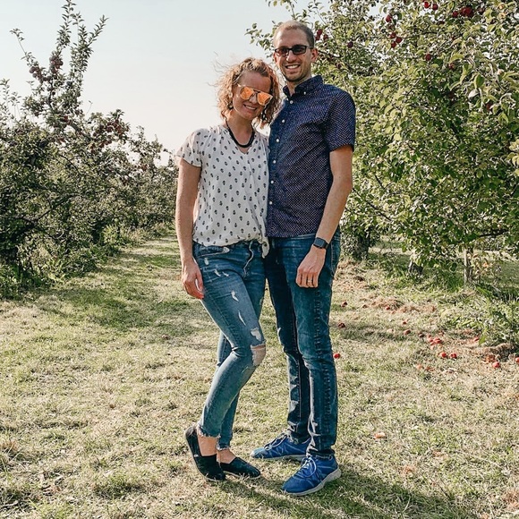 Meet your Buyer/Seller! - Picture 3 of 4